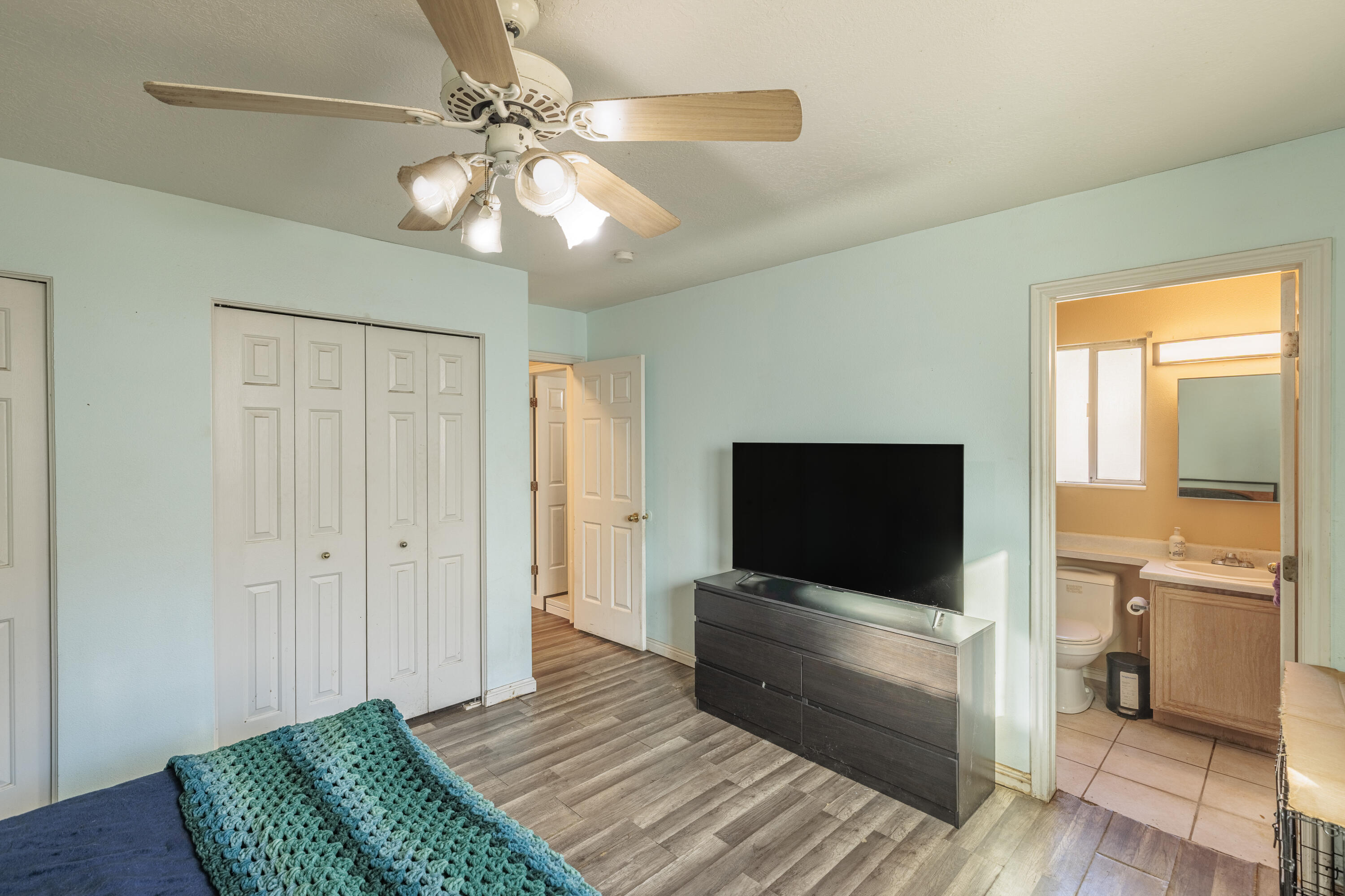 HILLSIDE TERRACE - Residential