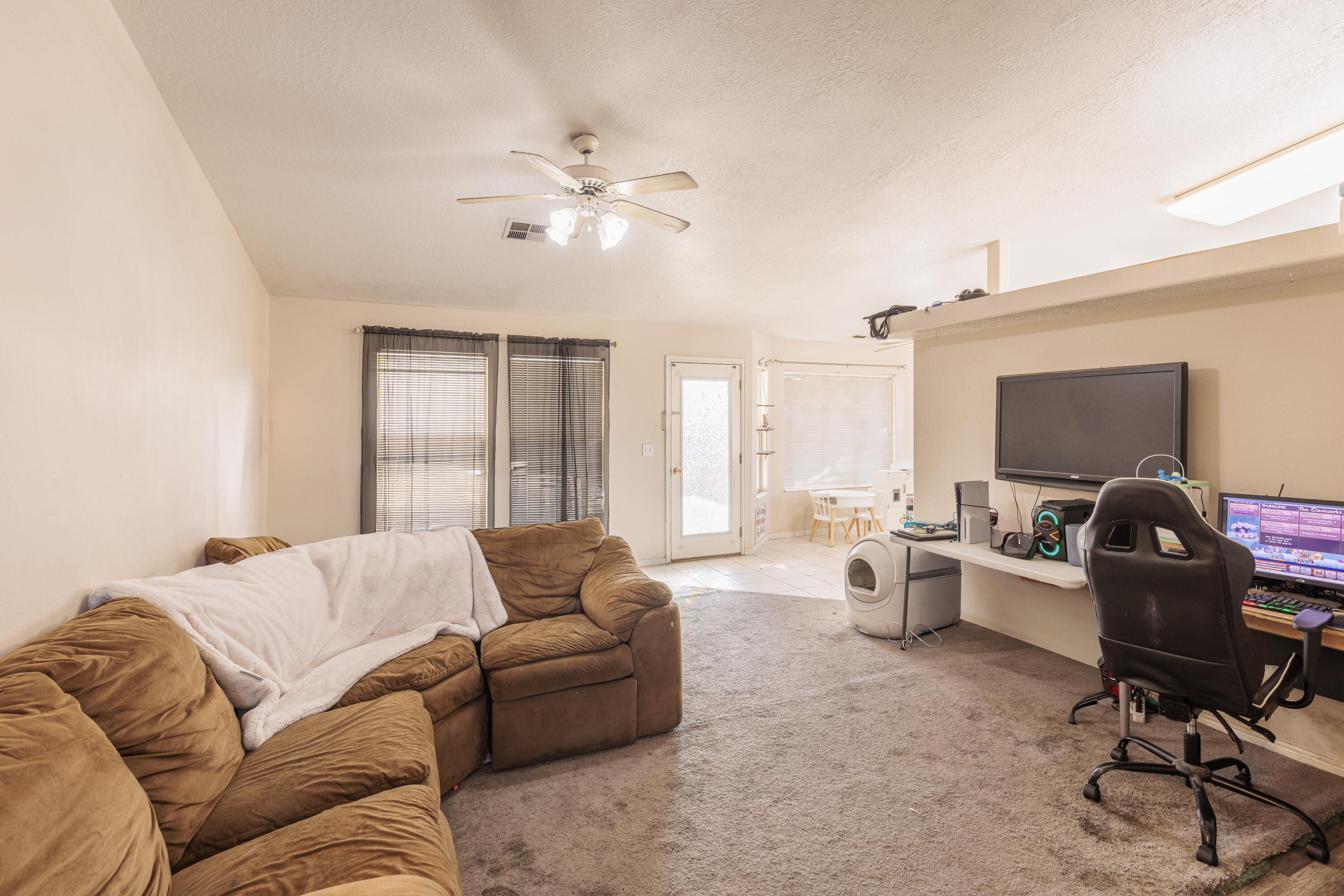 HILLSIDE TERRACE - Residential