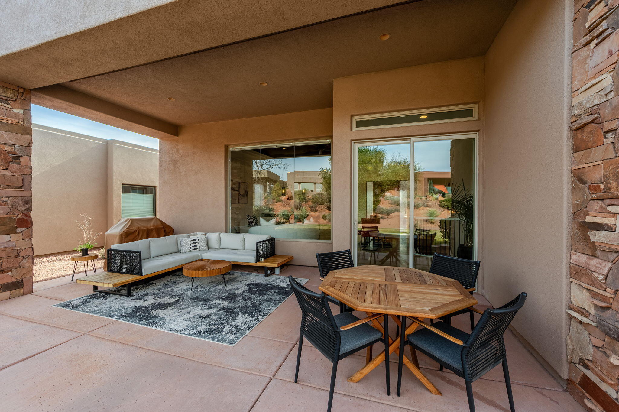 TOROWEAP AT ENTRADA - Residential