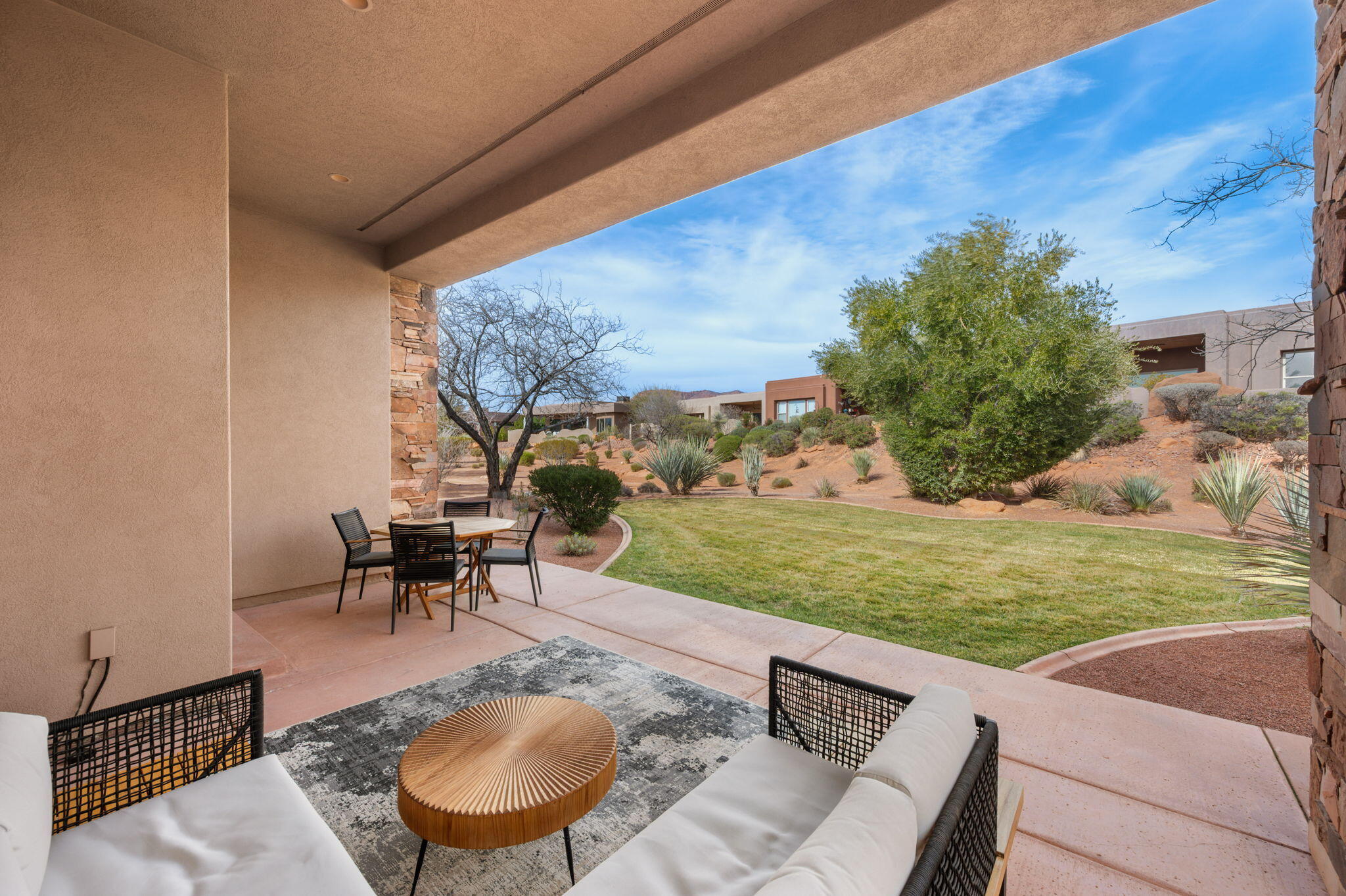 TOROWEAP AT ENTRADA - Residential