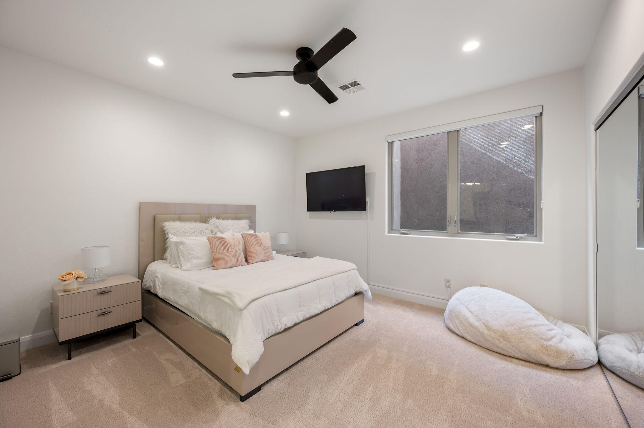 TOROWEAP AT ENTRADA - Residential