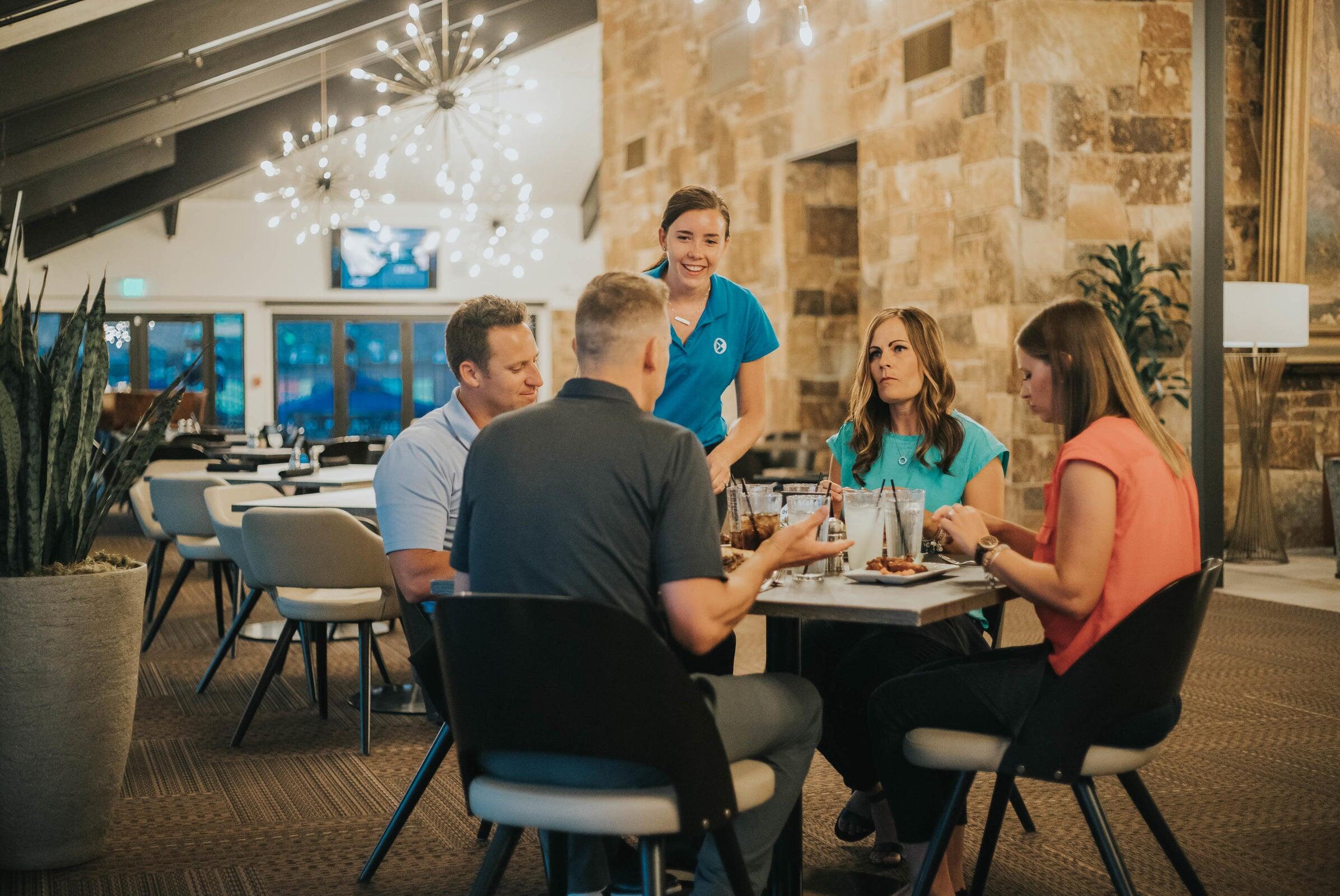 BLOOMINGTON VAC VILLAS - Residential