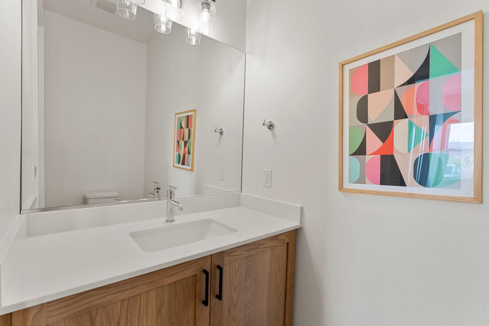 BLOOMINGTON VAC VILLAS - Residential