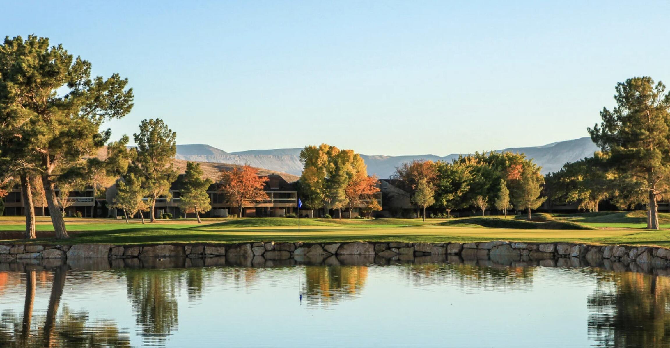 BLOOMINGTON VAC VILLAS - Residential