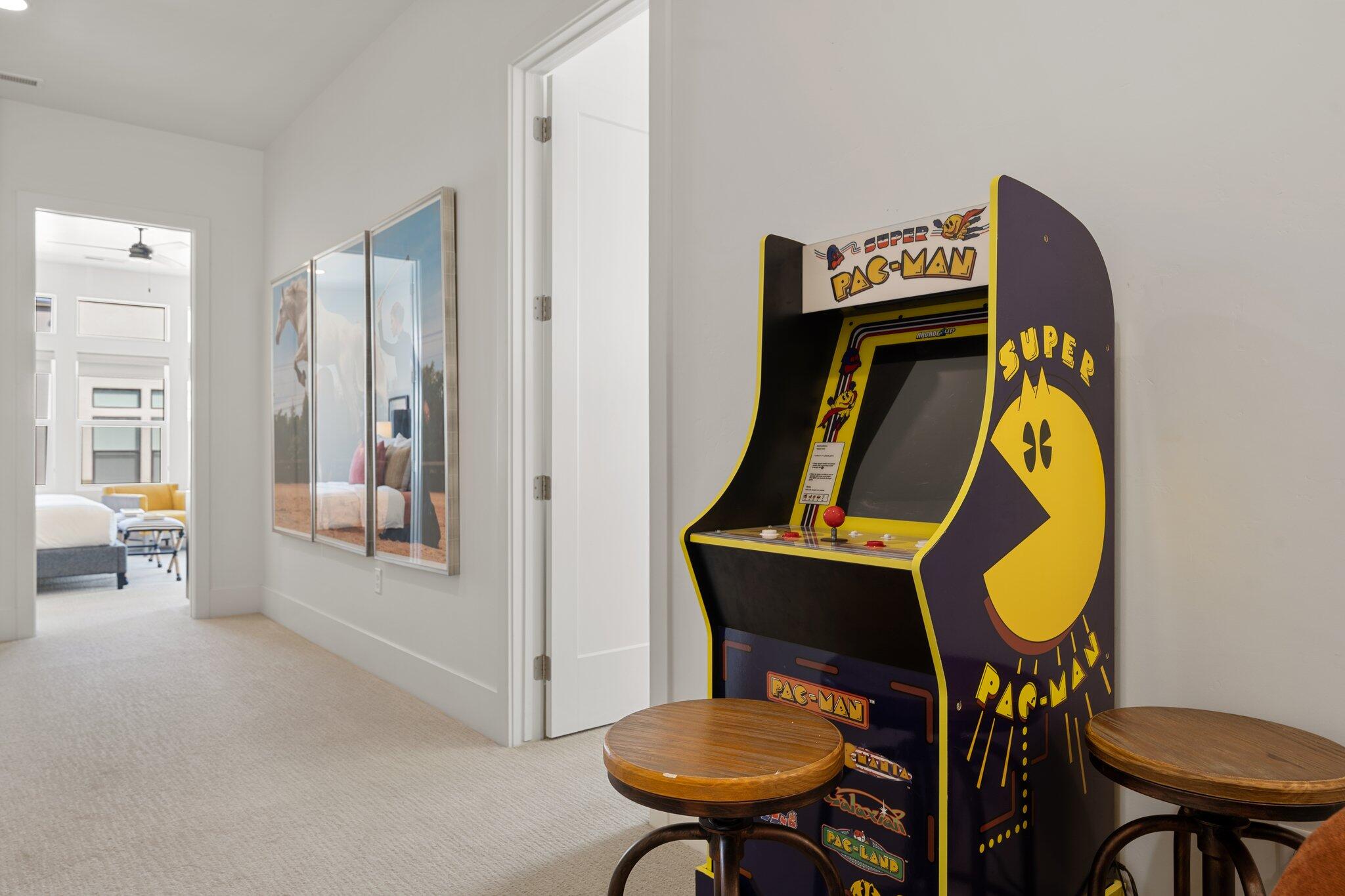 BLOOMINGTON VAC VILLAS - Residential