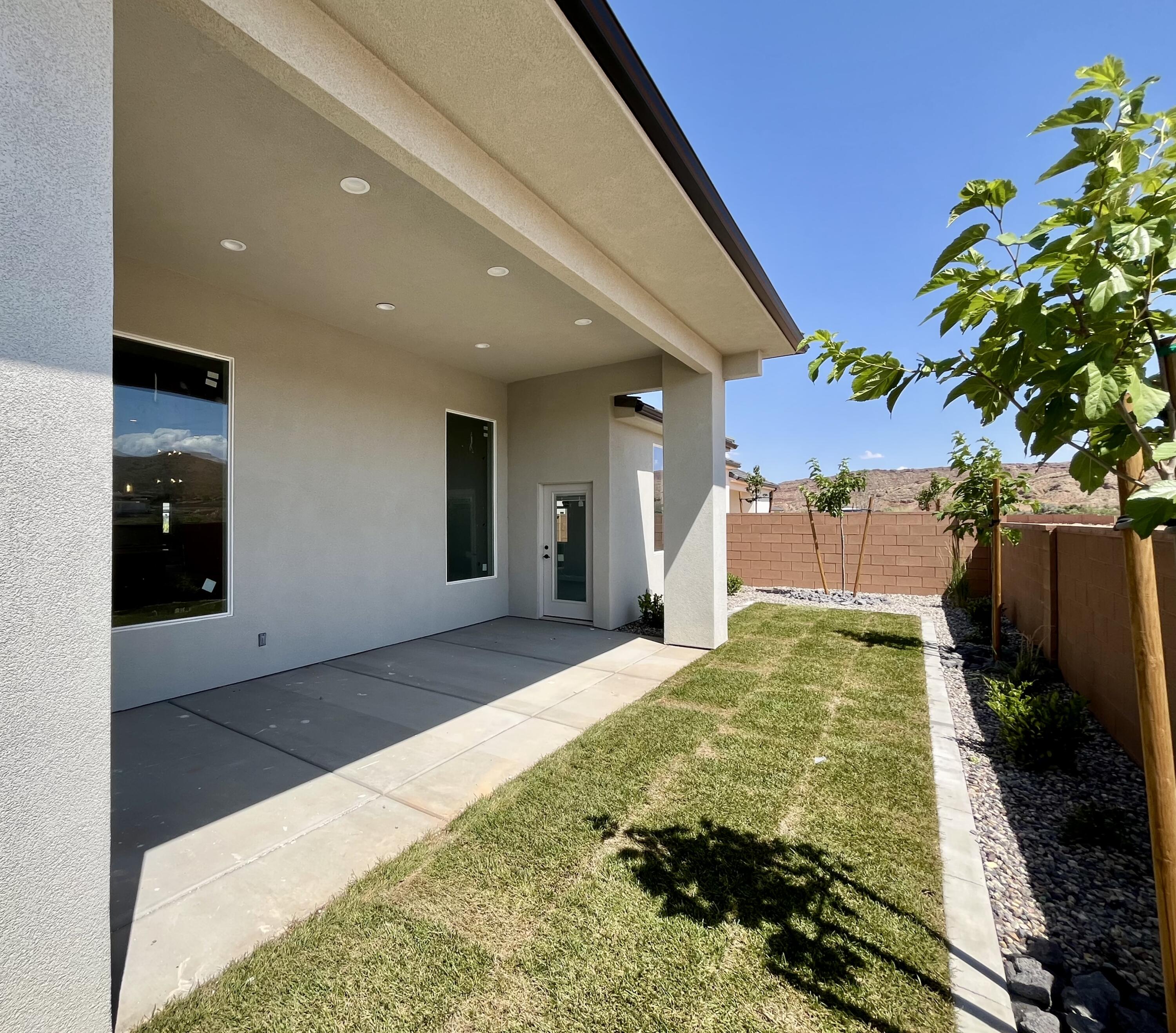 RIVERBEND AT SUNRISE VALLEY - Residential