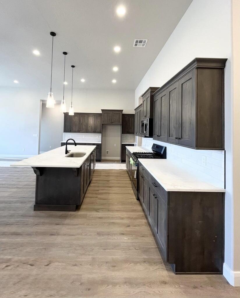 RIVERBEND AT SUNRISE VALLEY - Residential