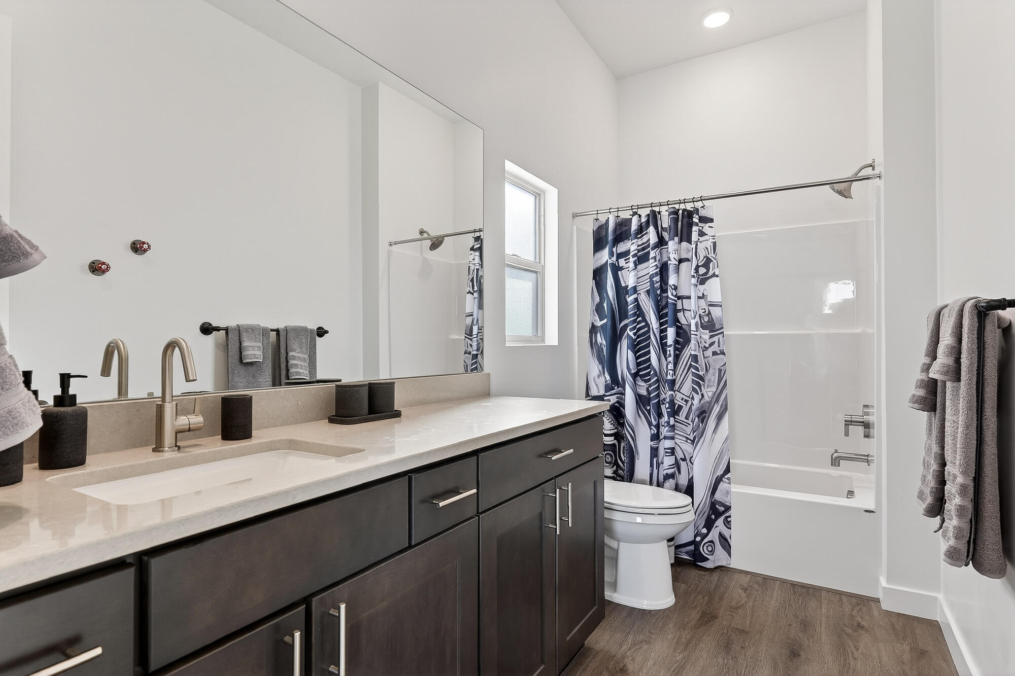 SKY VIEW ESTATES - Residential