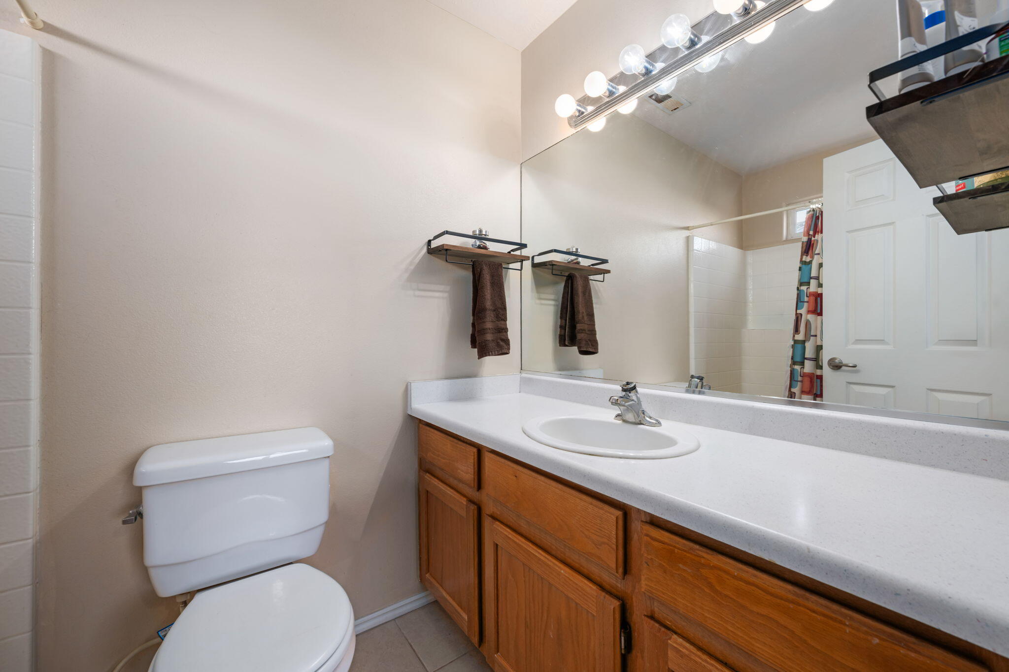 DIXIE COVE - Residential