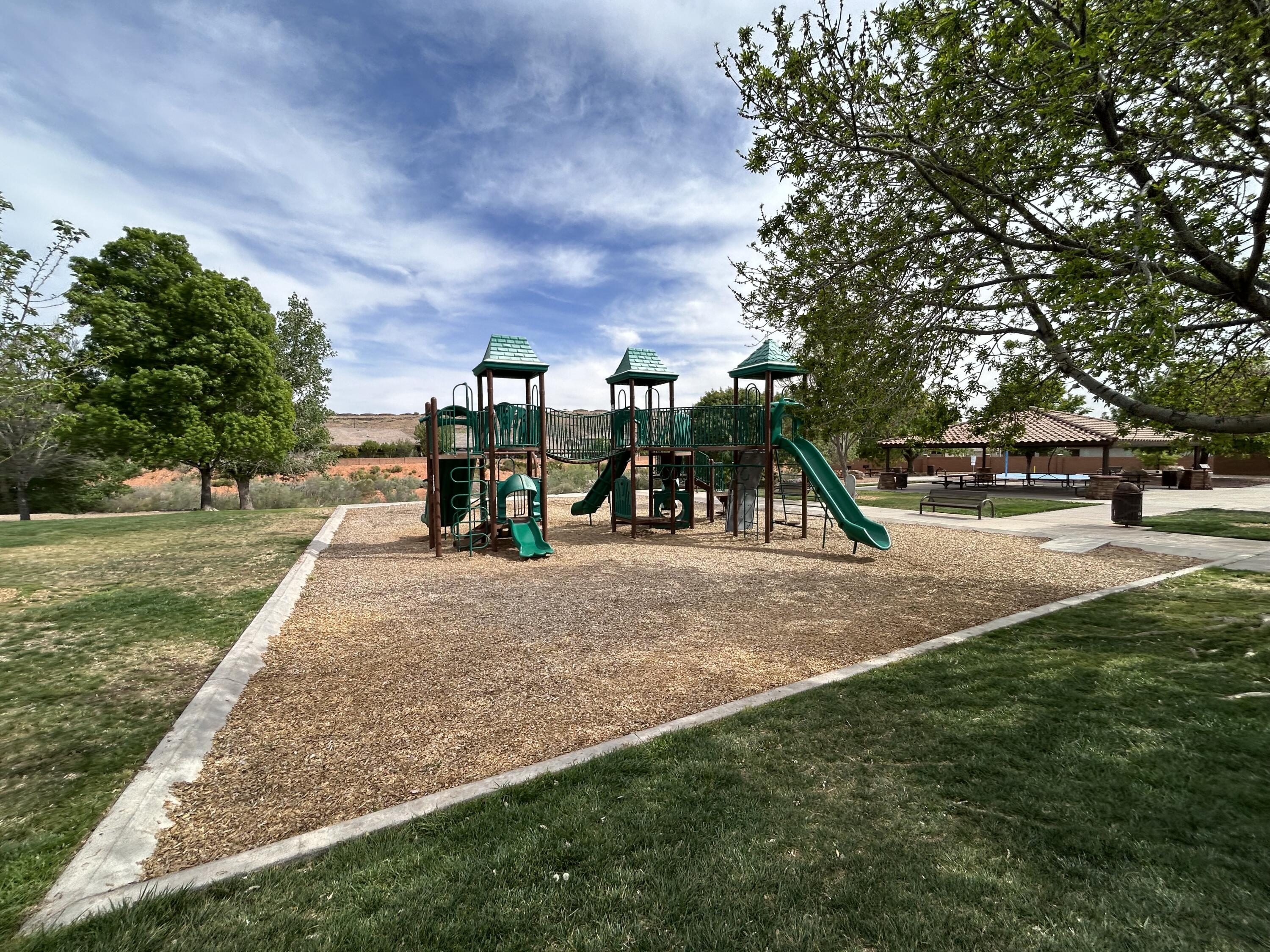 SIENNA HEIGHTS - Residential