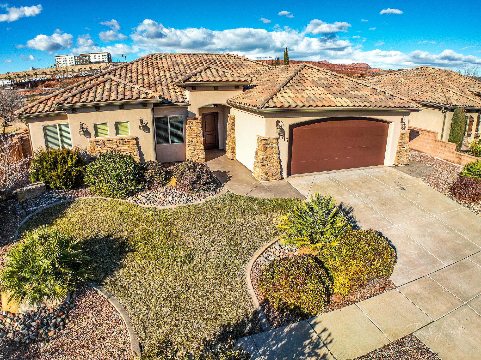 SIENNA HEIGHTS - Residential