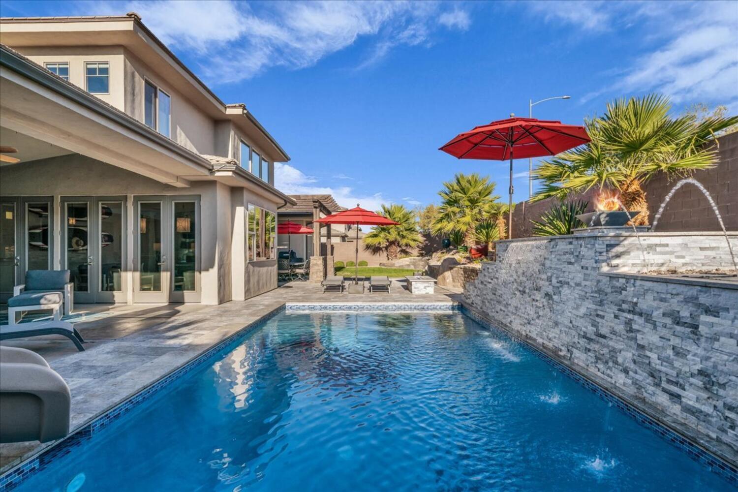 SUN VALLEY ESTATES - Residential