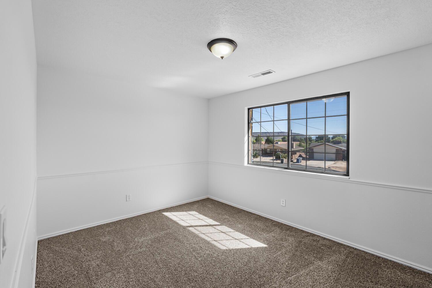 COLOR VIEW TOWNHOMES - Residential