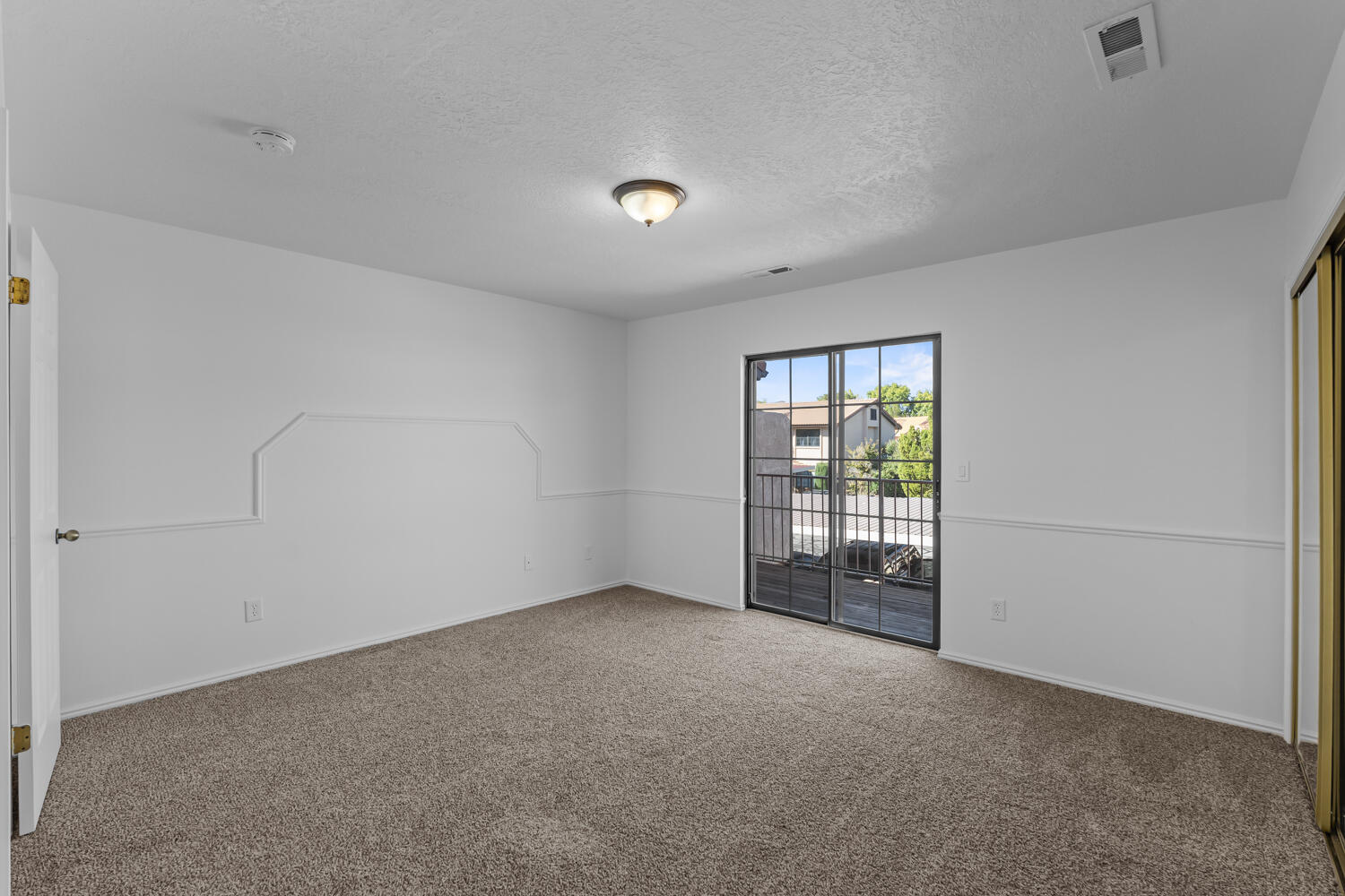 COLOR VIEW TOWNHOMES - Residential