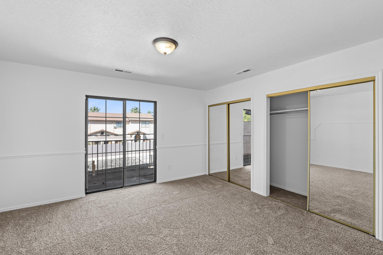 COLOR VIEW TOWNHOMES - Residential