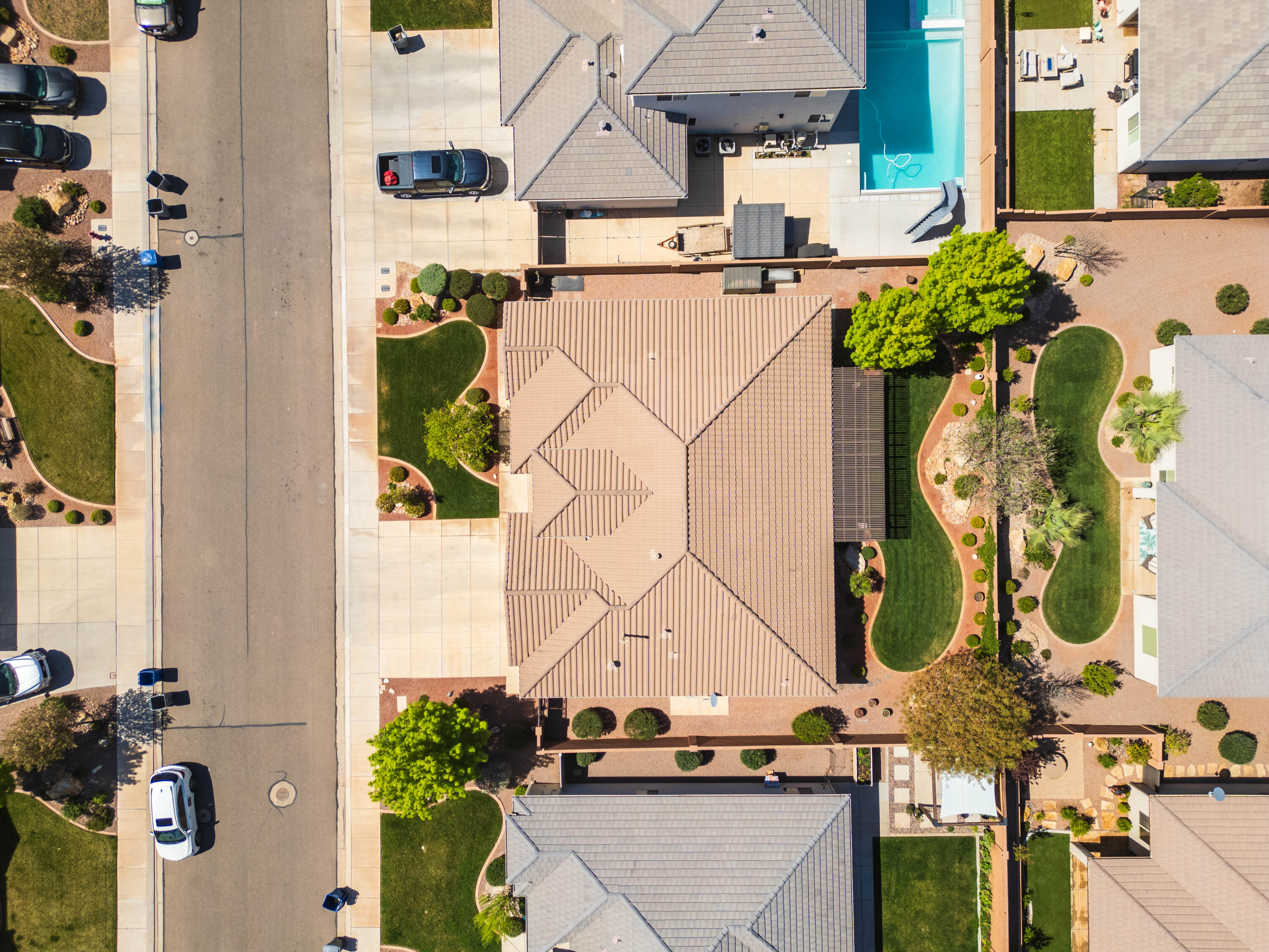 REDWOOD ESTATES - Residential