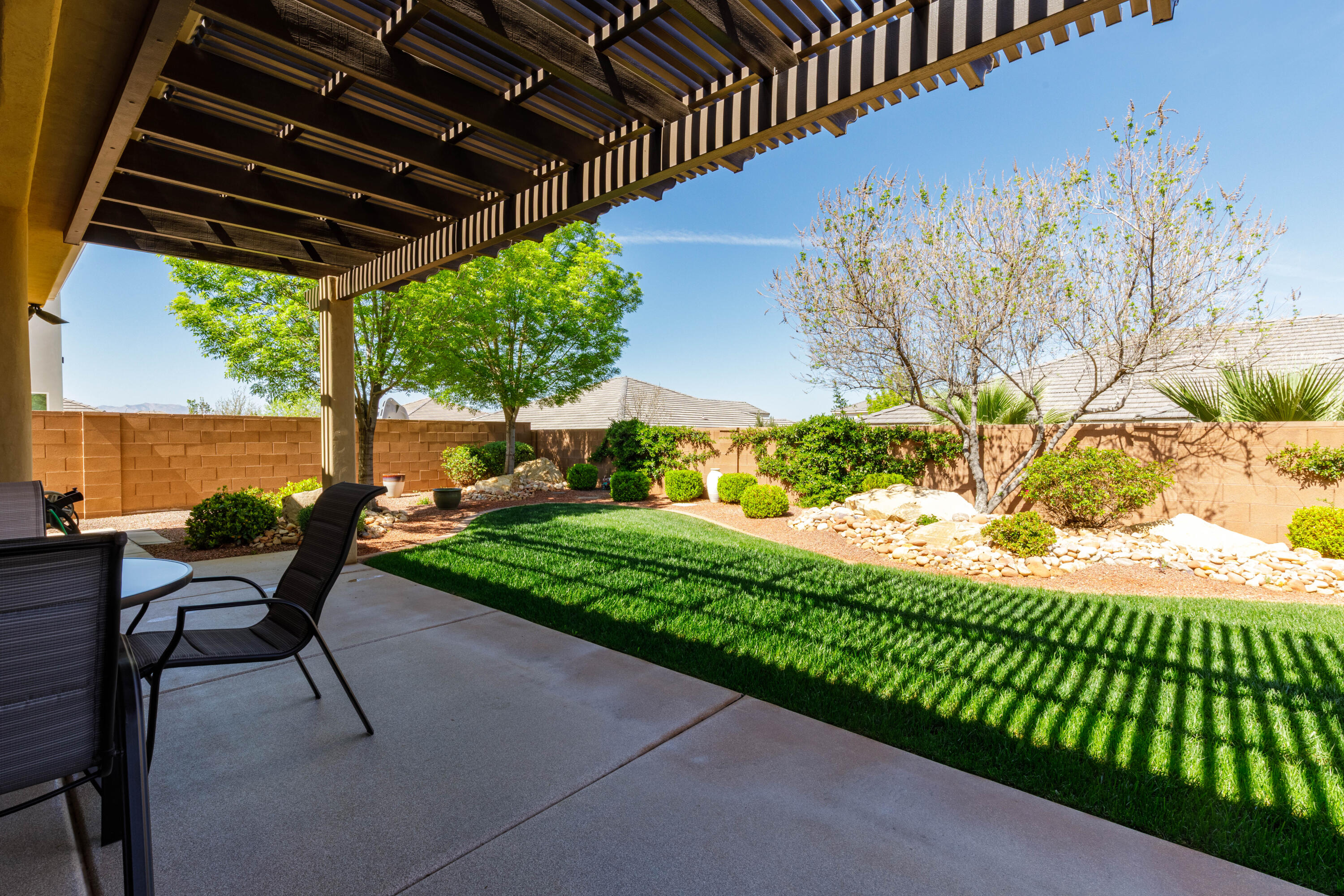 REDWOOD ESTATES - Residential