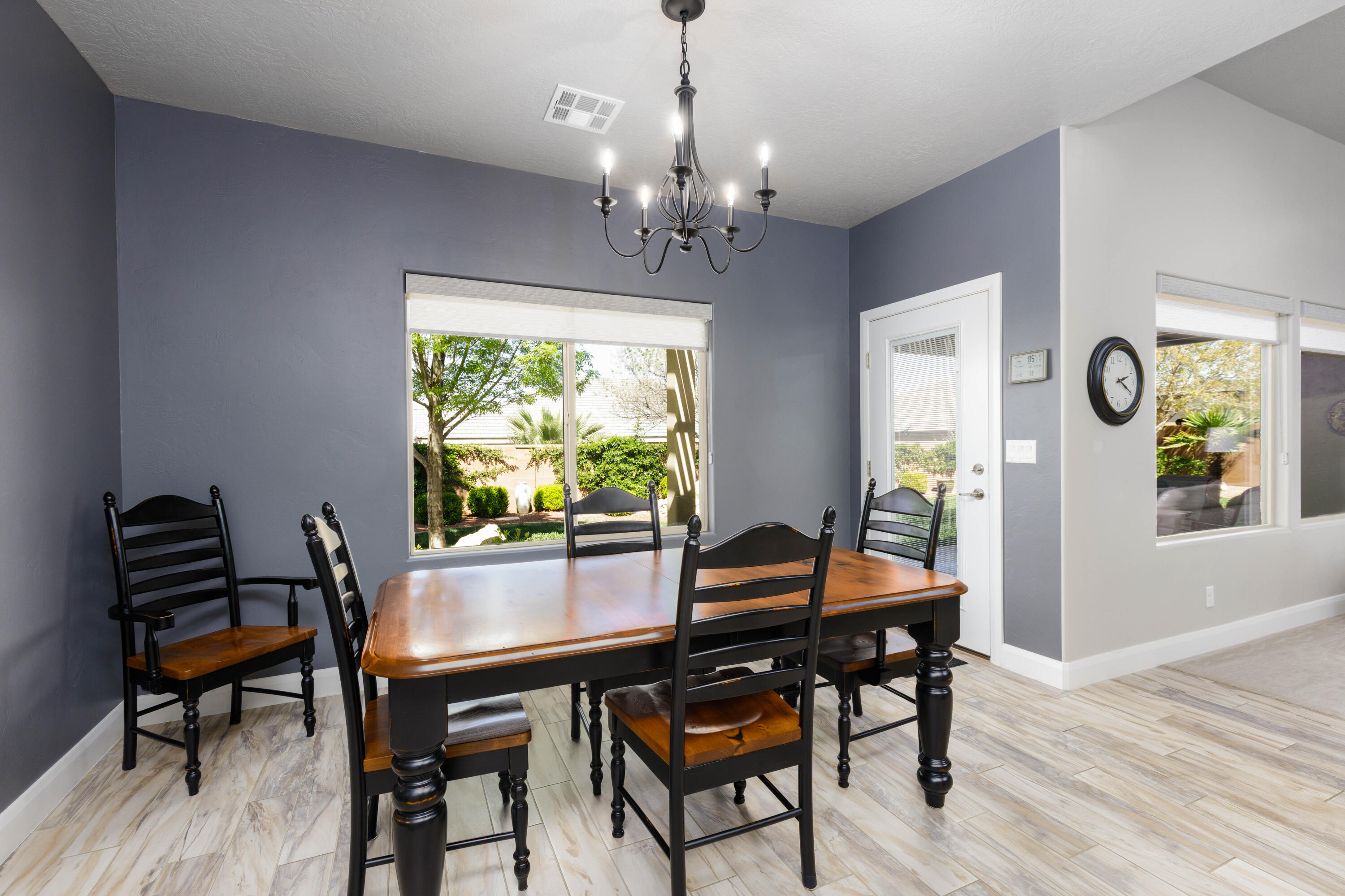 REDWOOD ESTATES - Residential