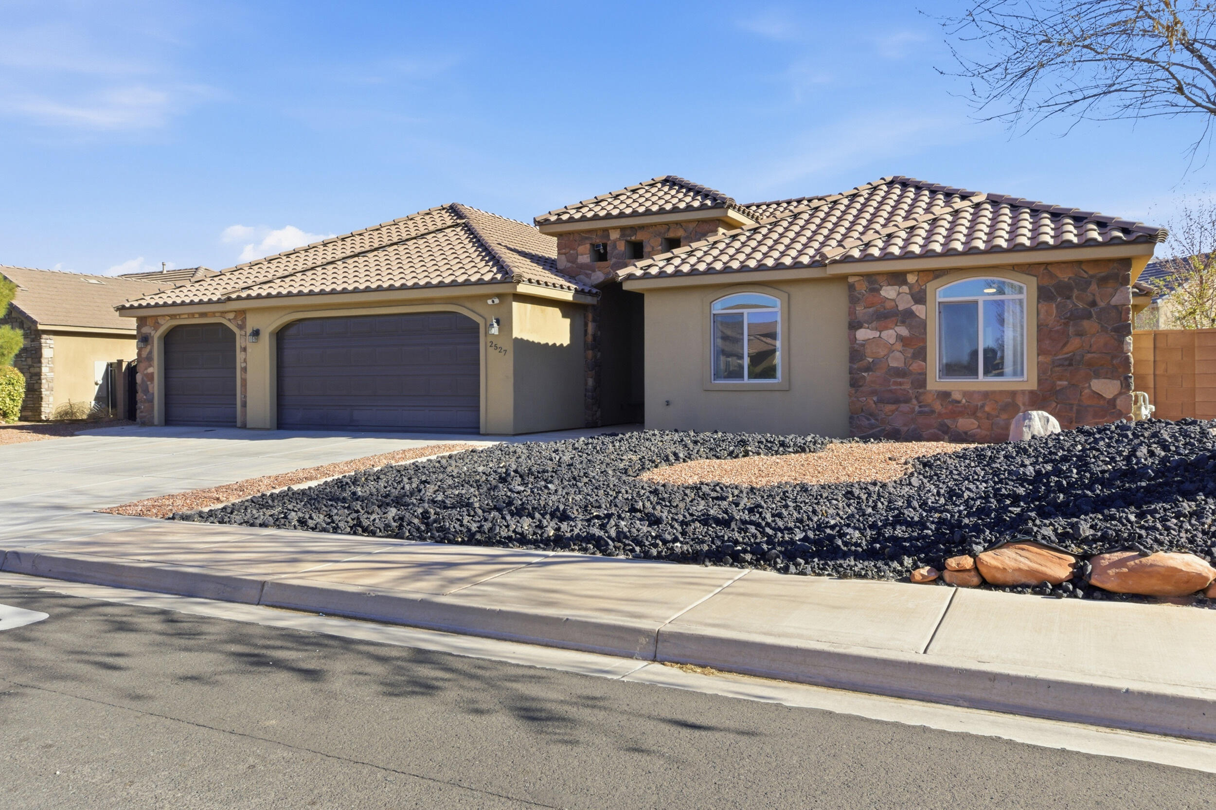 DIXIE SPRINGS - Residential