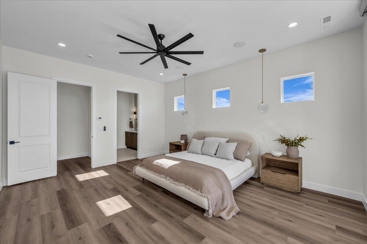 SOLENTE VILLAGE - Residential