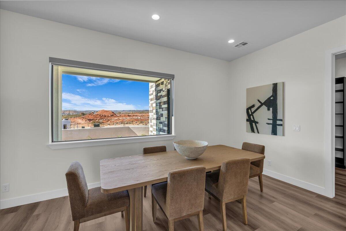 SOLENTE VILLAGE - Residential