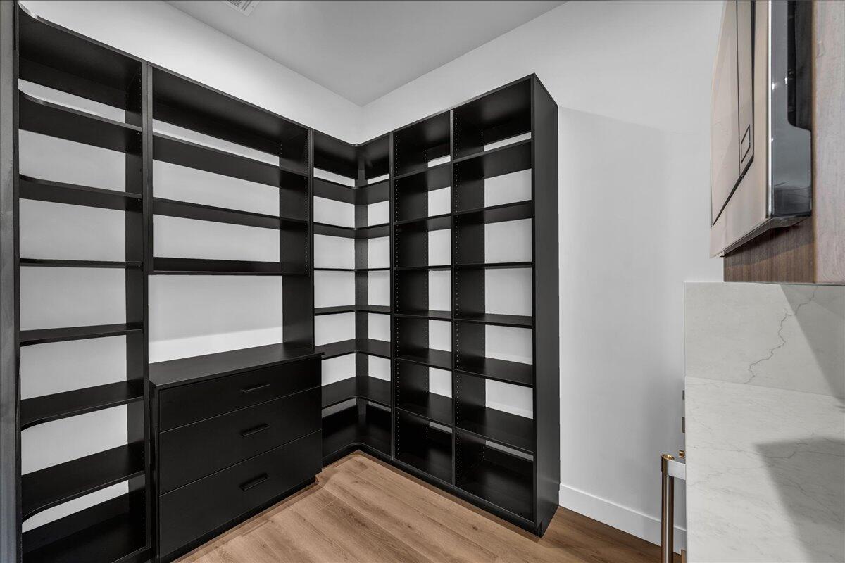 SOLENTE VILLAGE - Residential