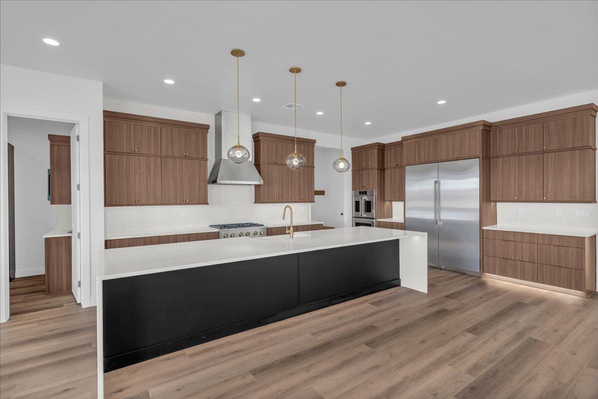 SOLENTE VILLAGE - Residential