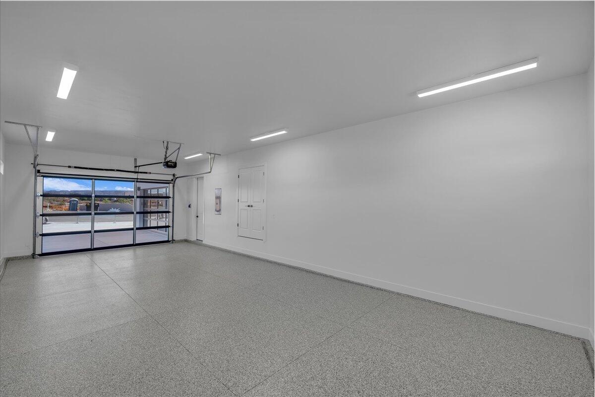 SOLENTE VILLAGE - Residential