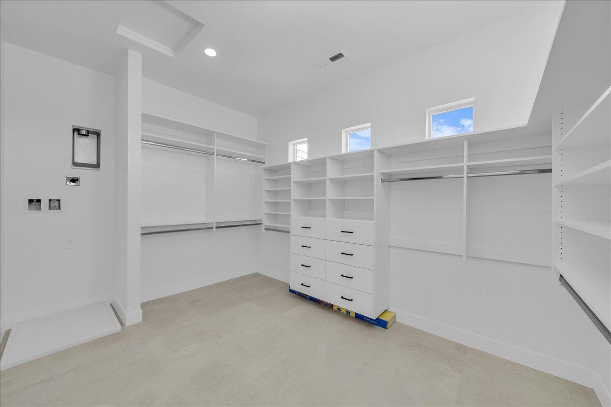 SOLENTE VILLAGE - Residential