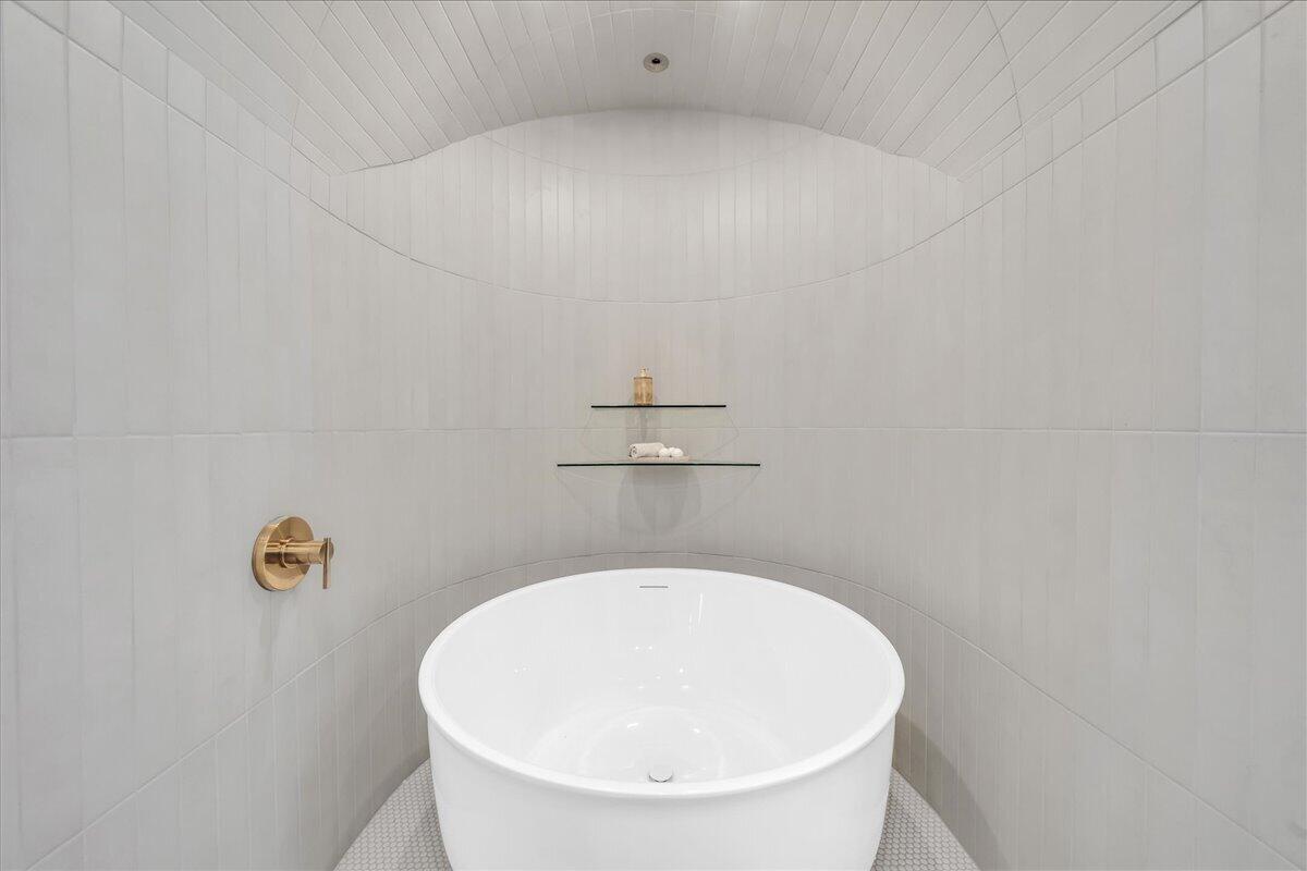 SOLENTE VILLAGE - Residential