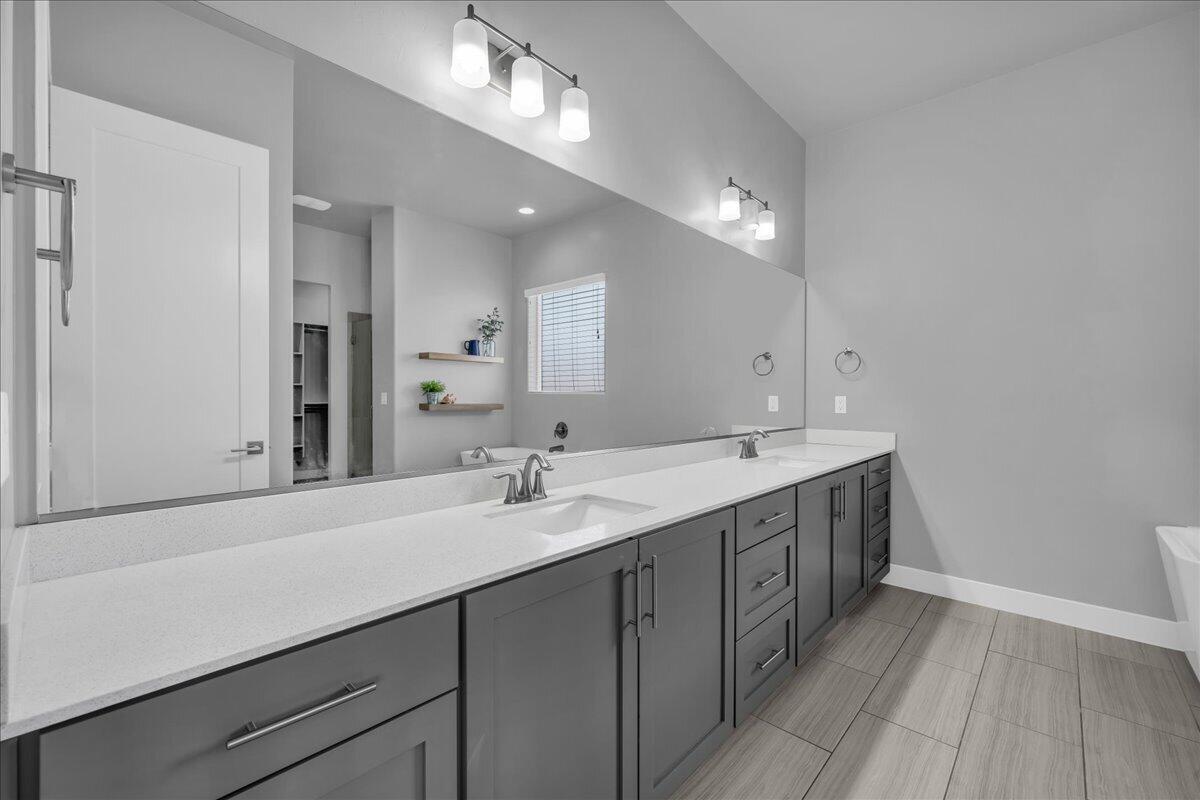 DIXIE SPRINGS - Residential