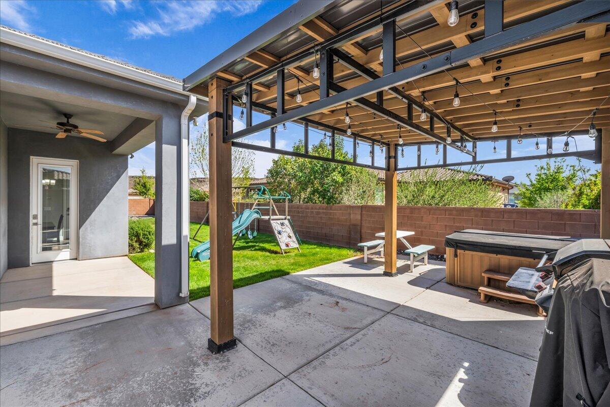 DIXIE SPRINGS - Residential