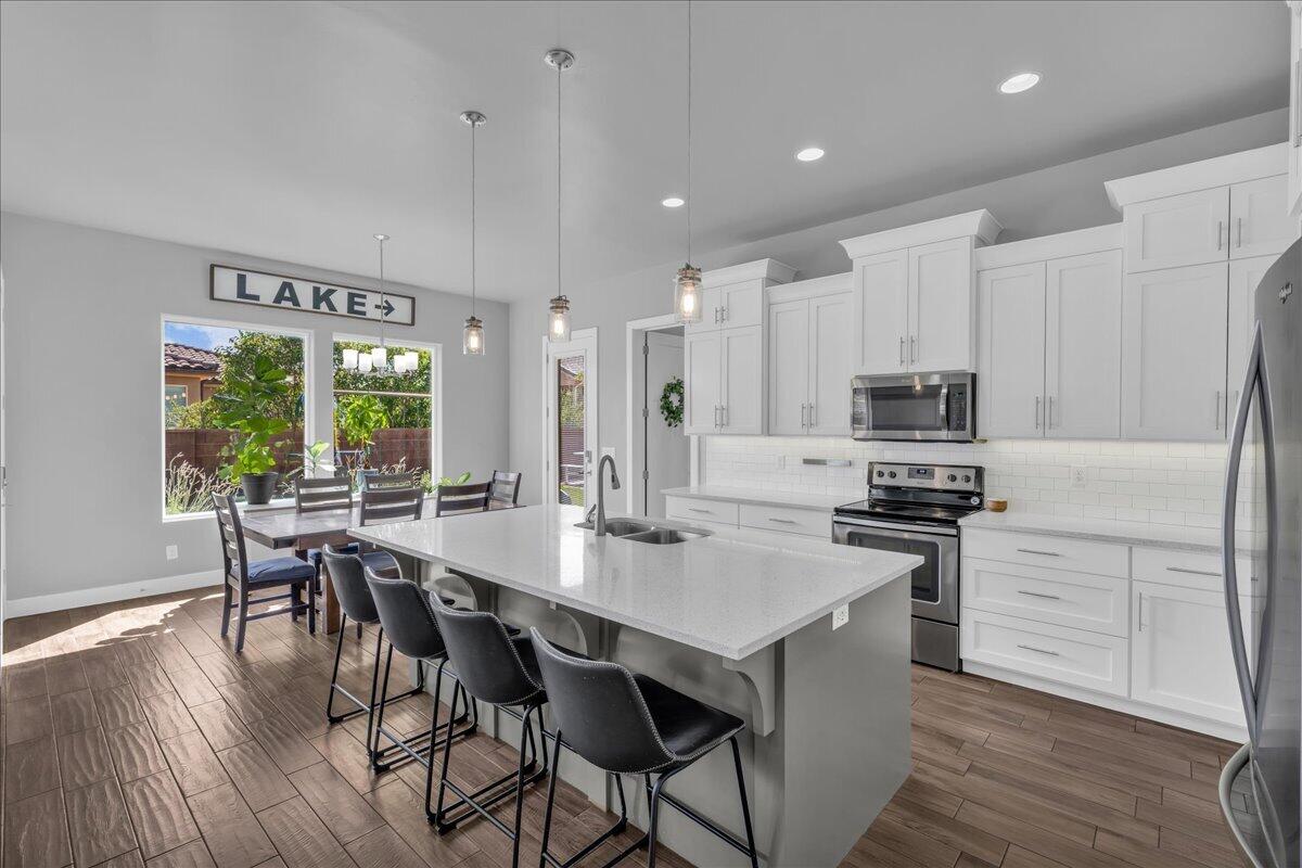 DIXIE SPRINGS - Residential