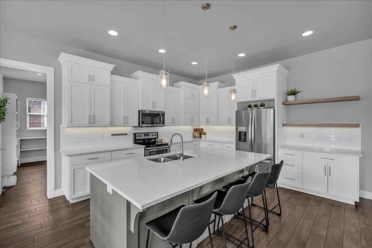 DIXIE SPRINGS - Residential