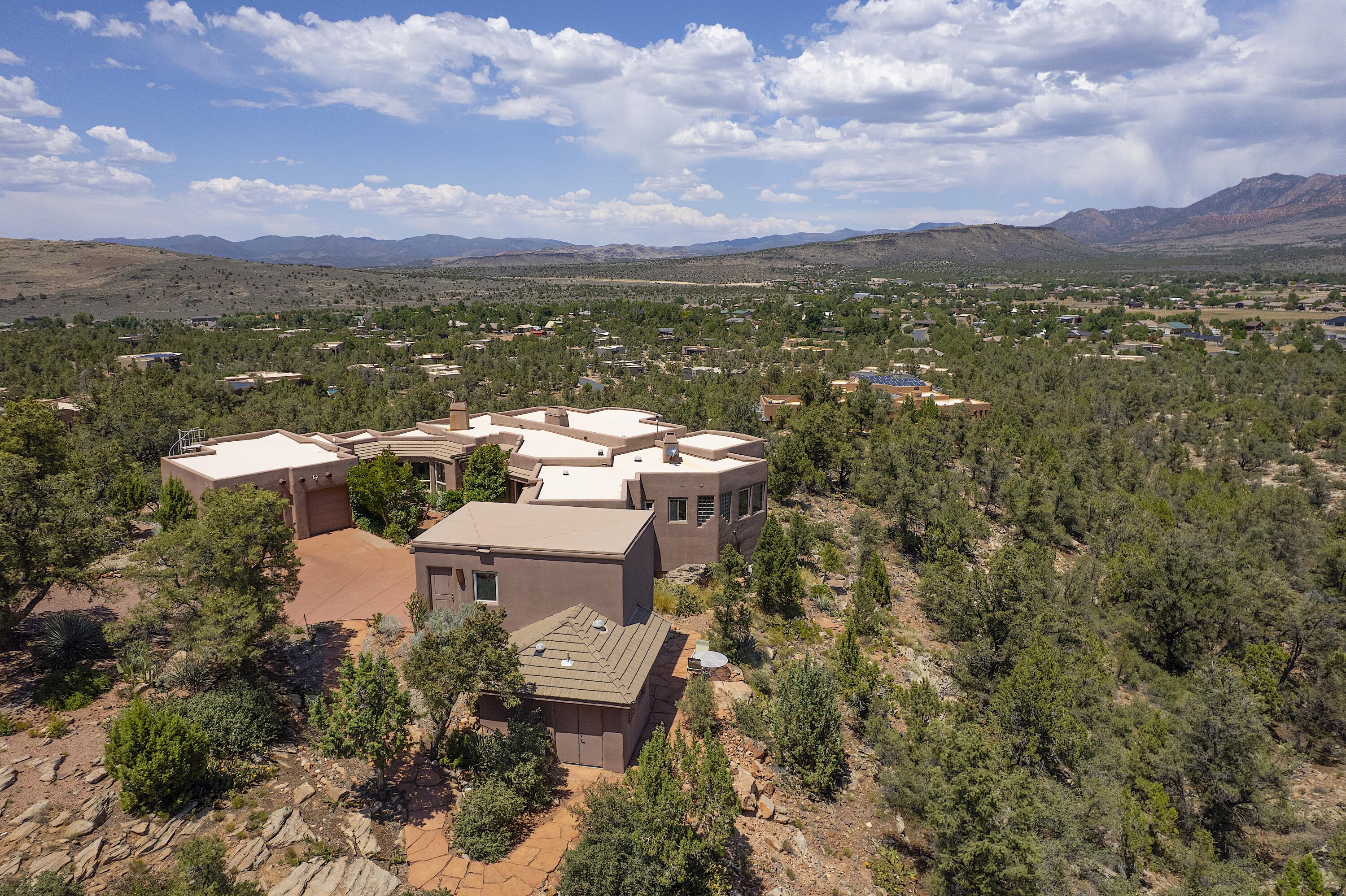 PINION HILLS - Residential