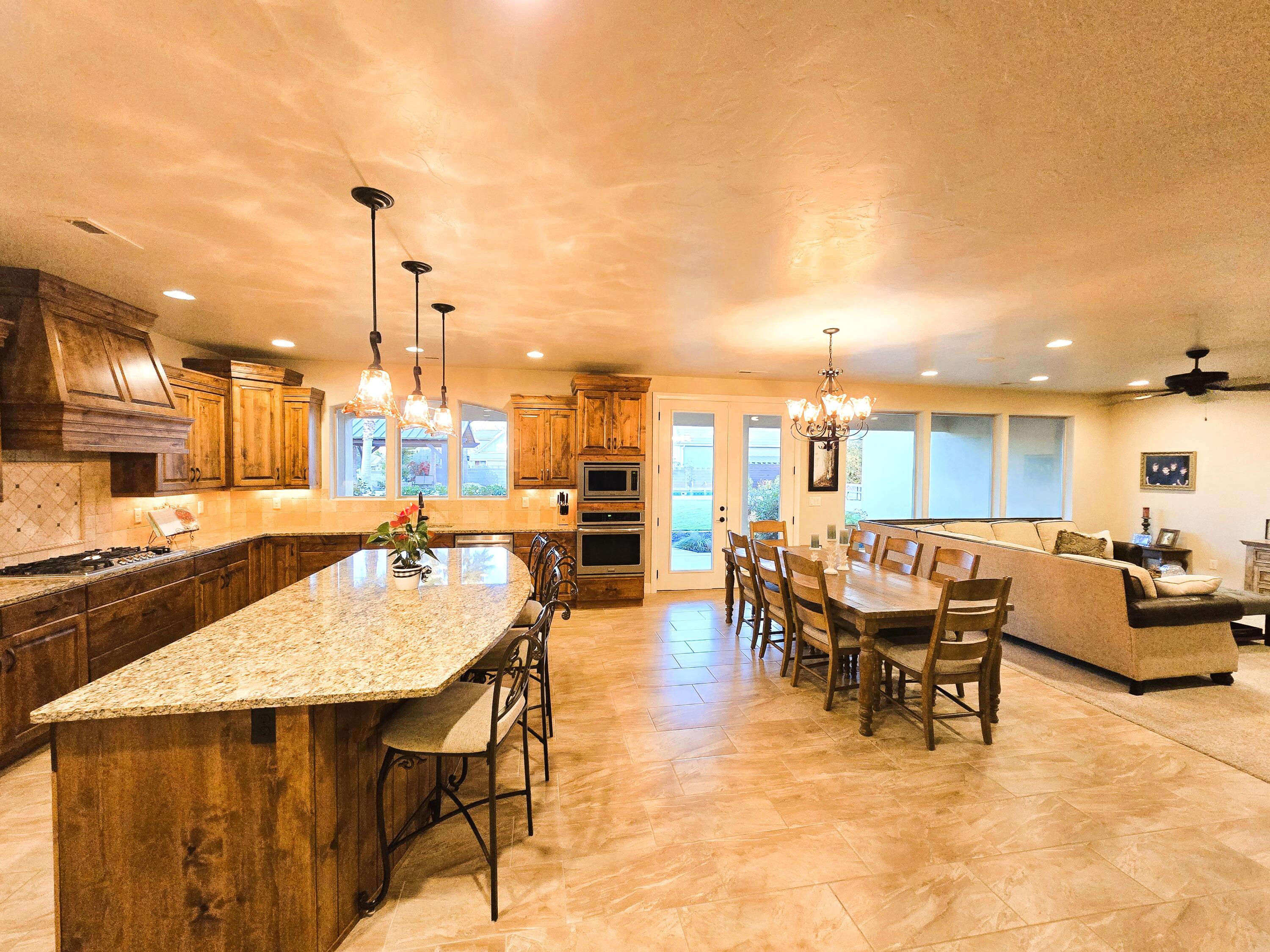 MAJESTIC VIEW - Residential