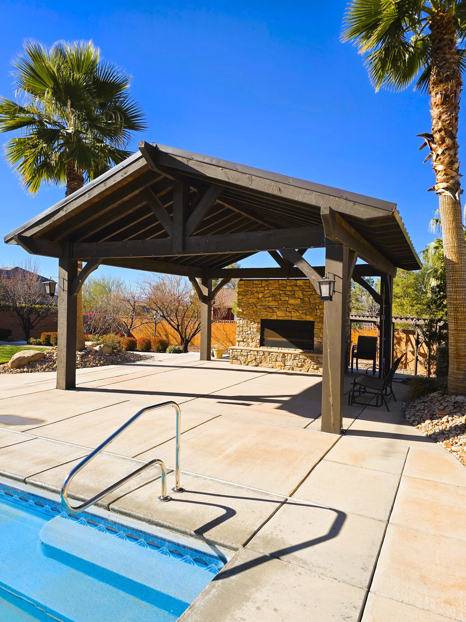 MAJESTIC VIEW - Residential