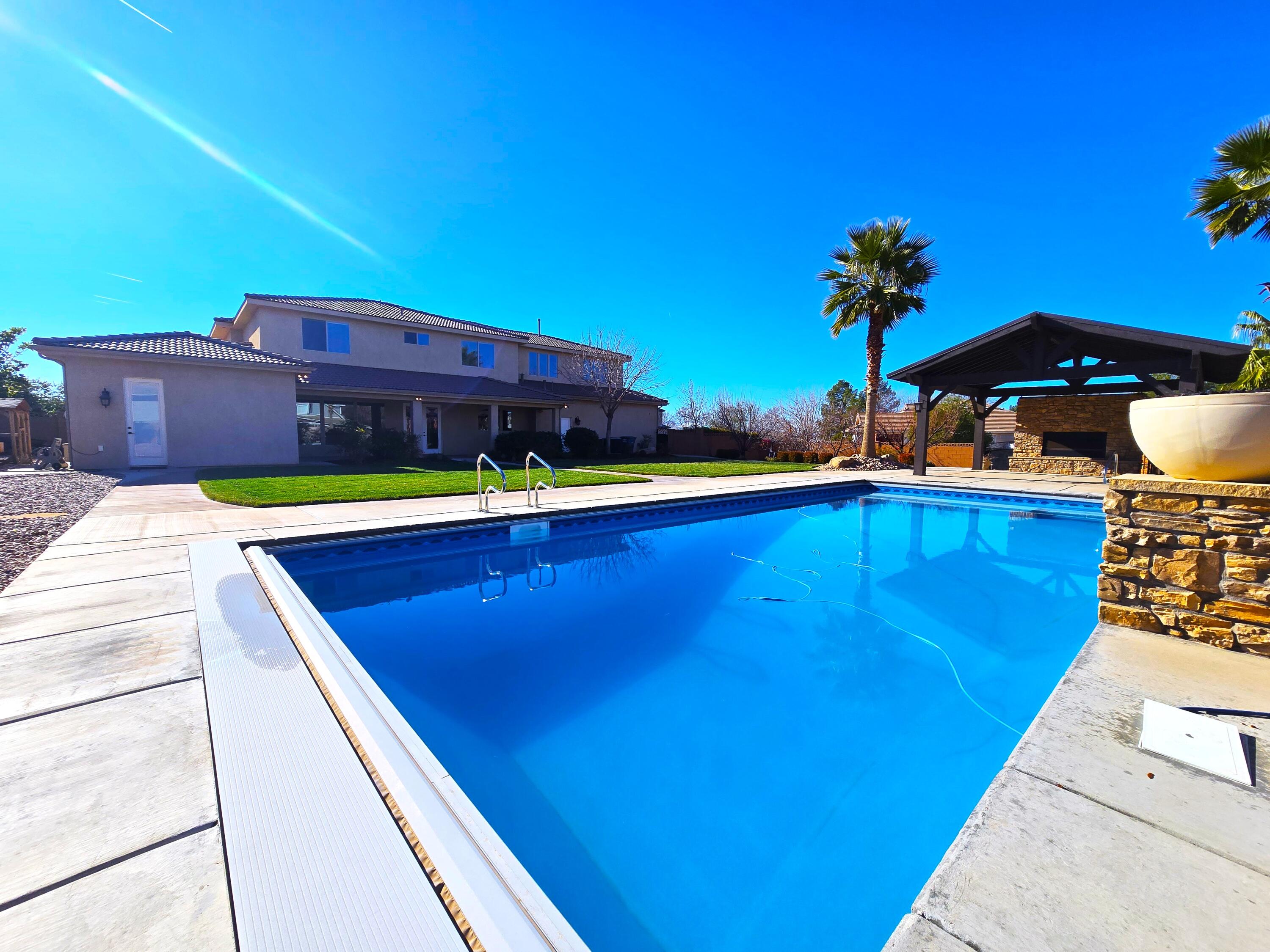 MAJESTIC VIEW - Residential