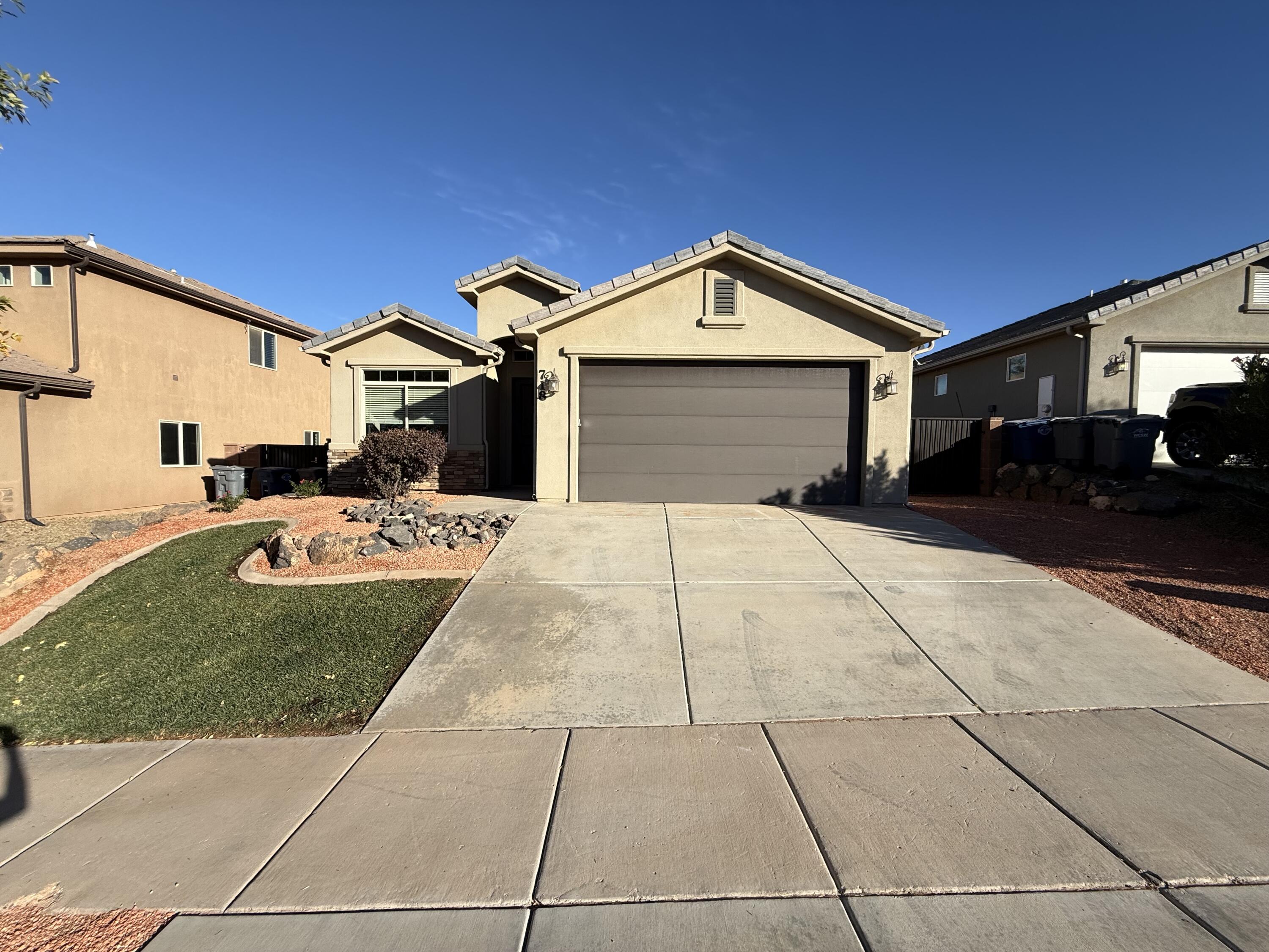 IVY WOOD - Residential