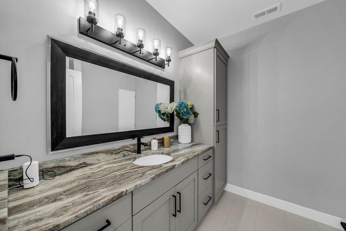 COYOTE SPRINGS - Residential