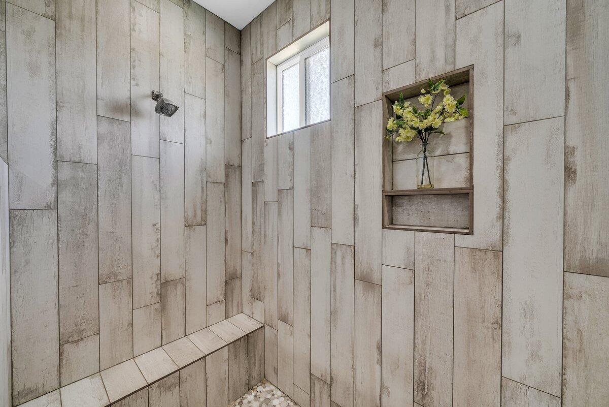 COYOTE SPRINGS - Residential