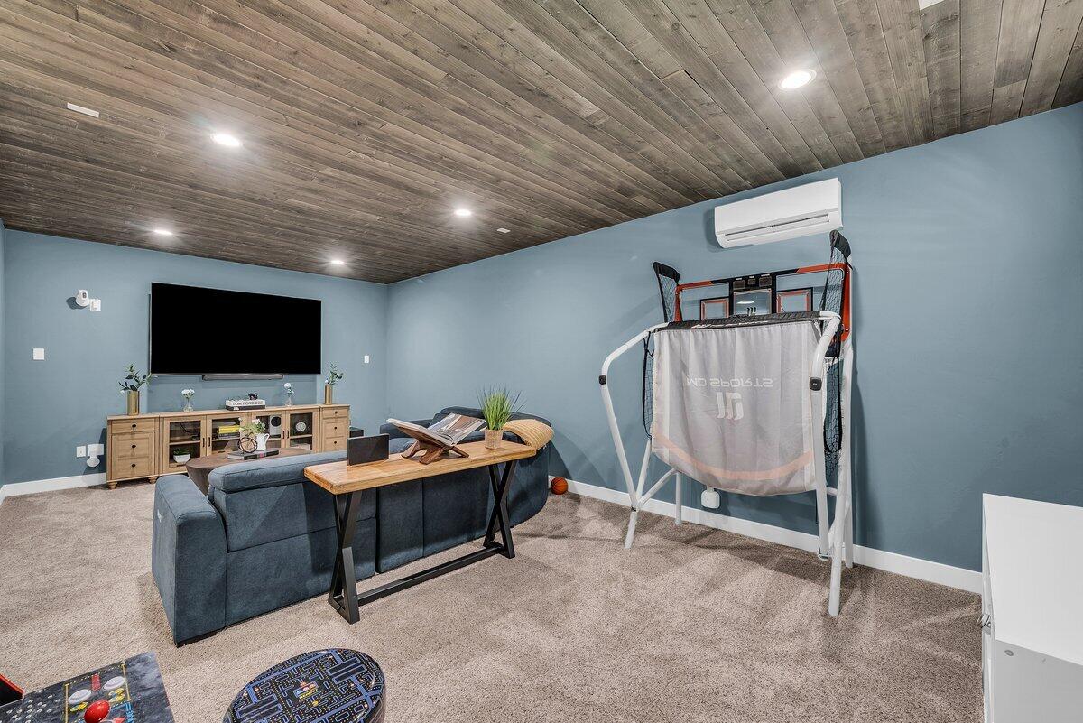 COYOTE SPRINGS - Residential