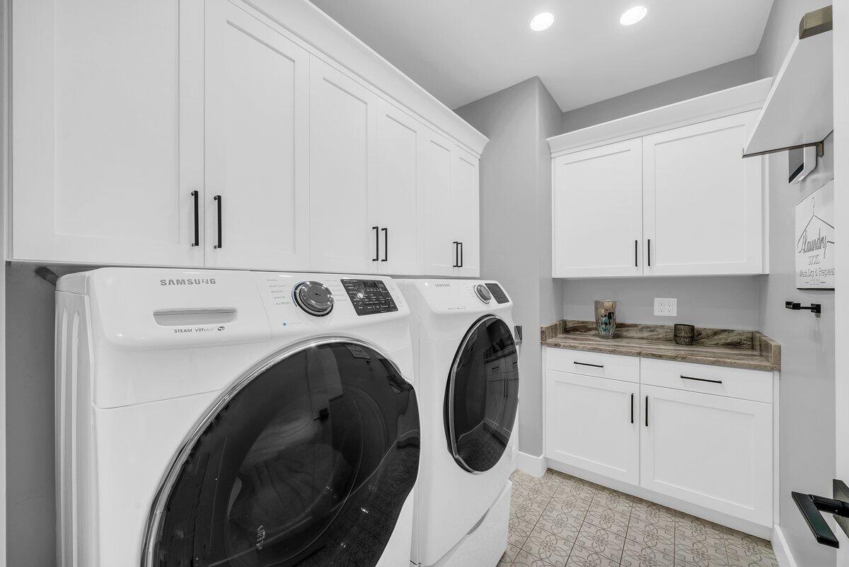 COYOTE SPRINGS - Residential