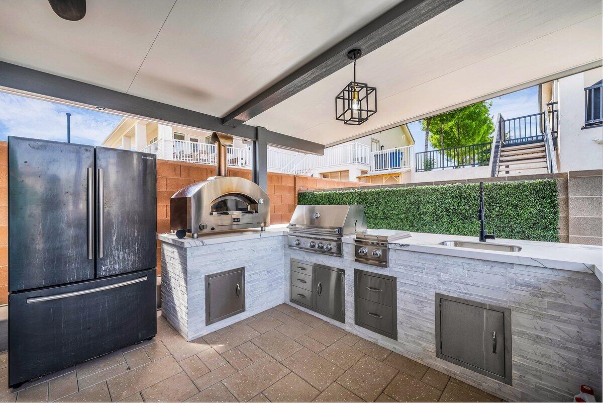 COYOTE SPRINGS - Residential