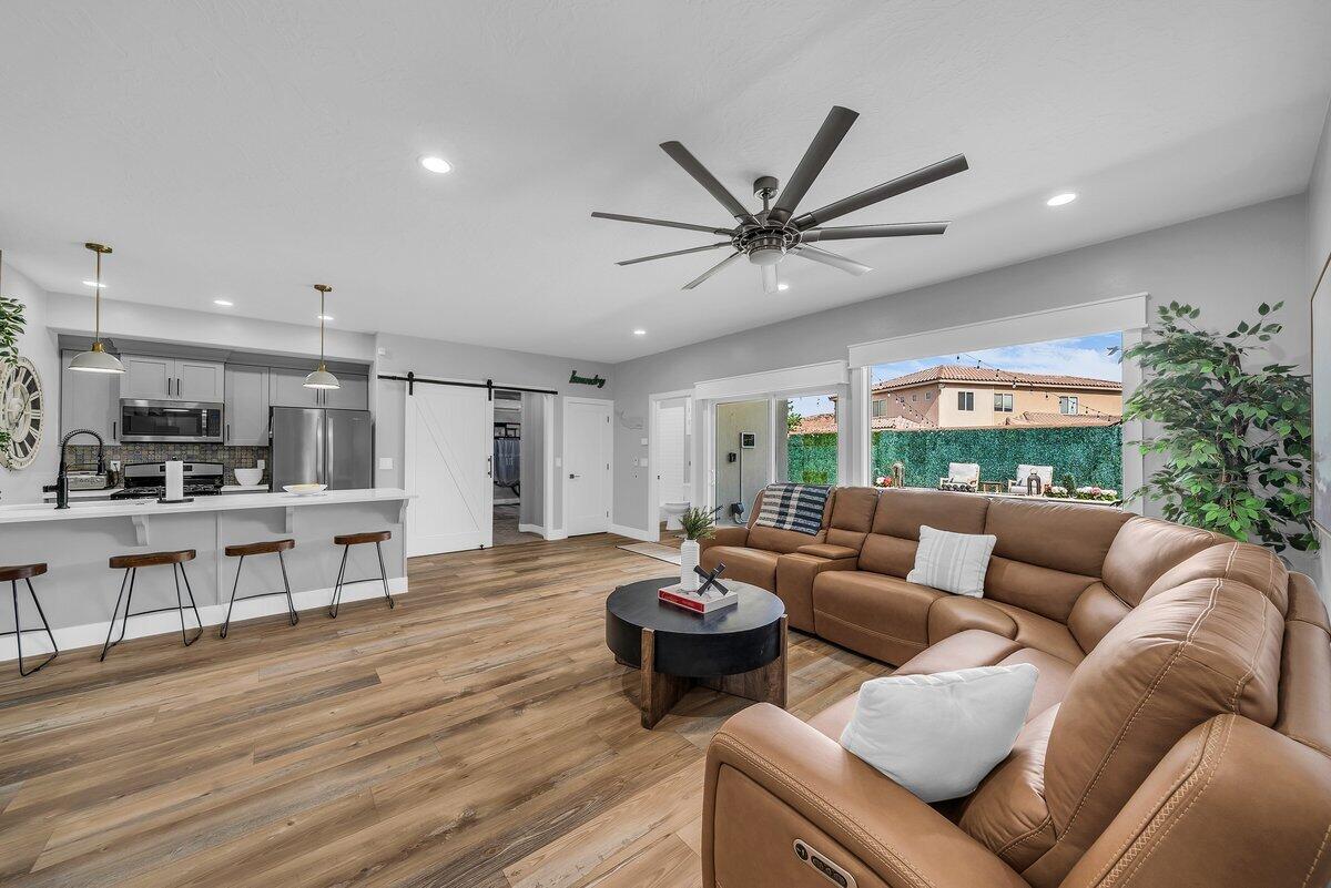 COYOTE SPRINGS - Residential