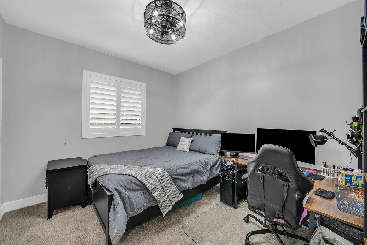 COYOTE SPRINGS - Residential