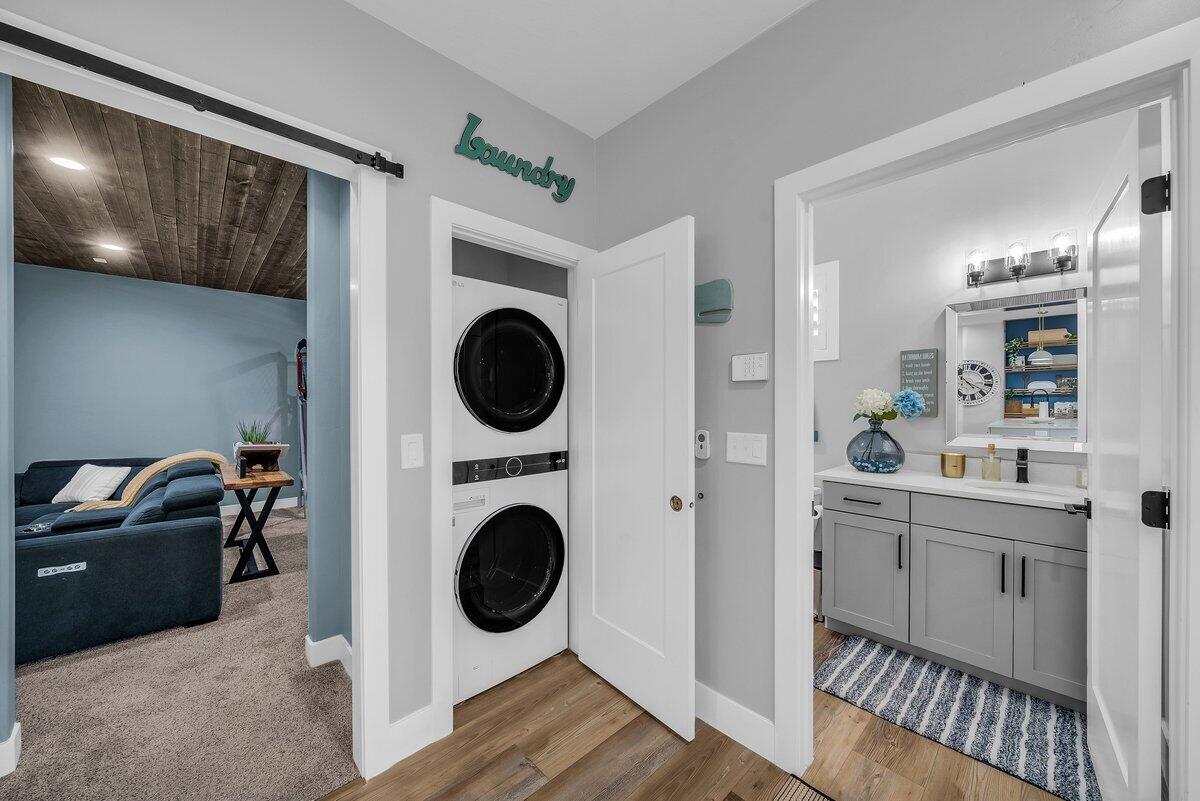 COYOTE SPRINGS - Residential