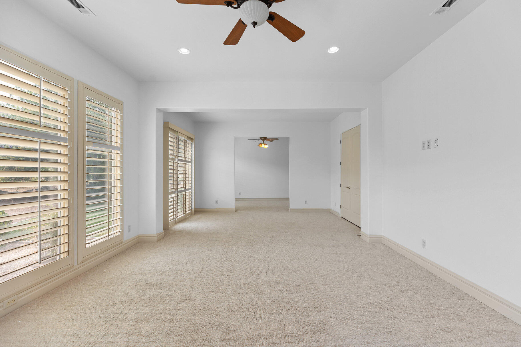 POINTE AT SUNBROOK - Residential