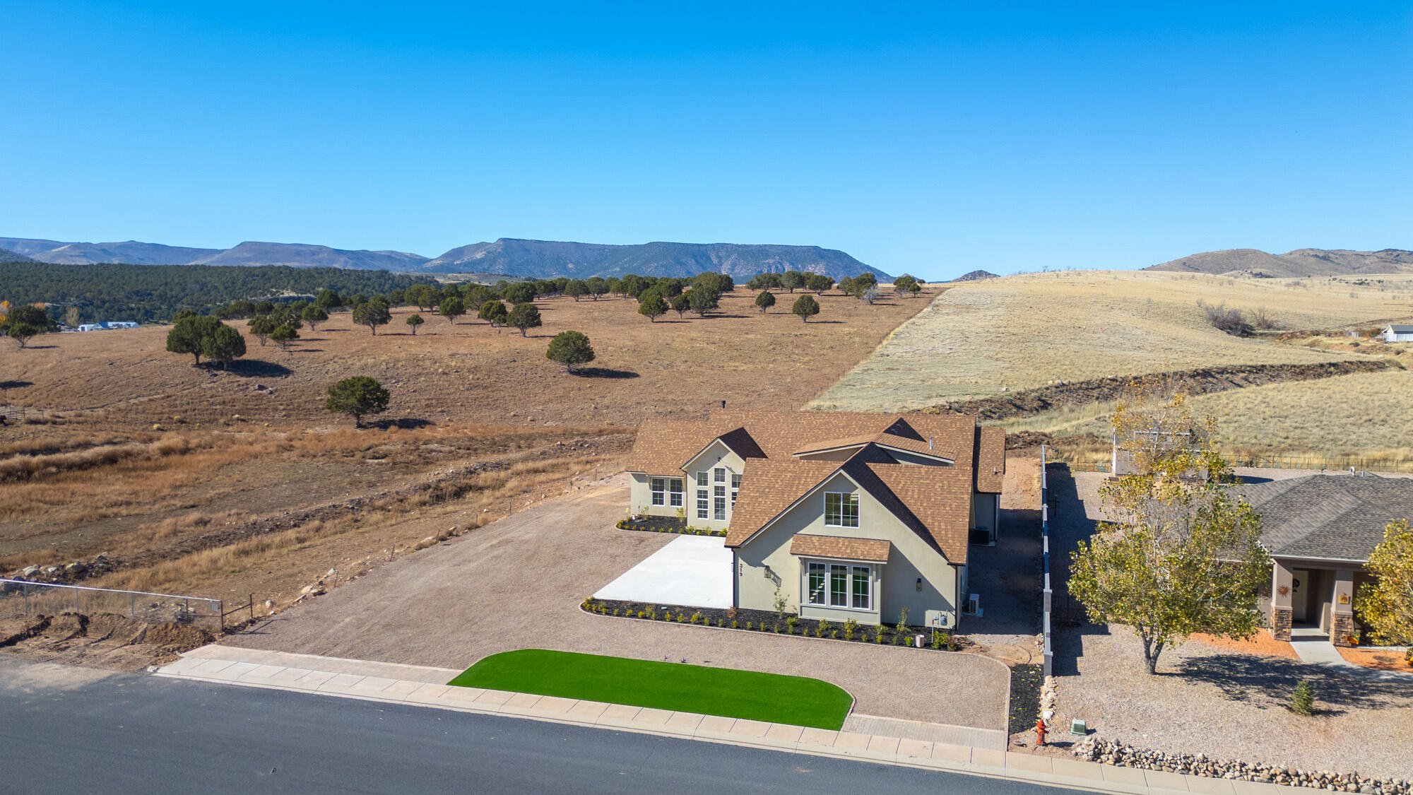 NORTH HILL ESTATES - Residential