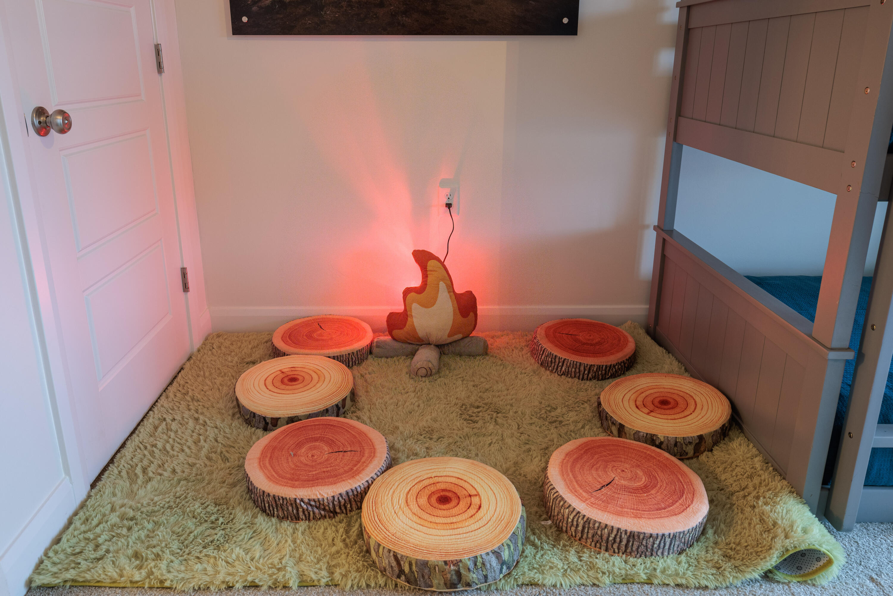 ESCAPES AT THE LEDGES - Residential